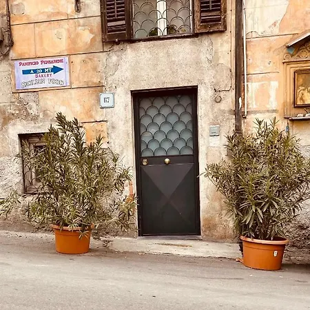 Cathedral House Design Apartman Palermo